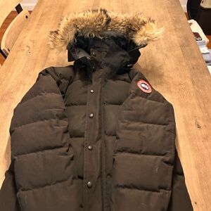 Canada Goose Wyndham Black Parka Fusion Fit